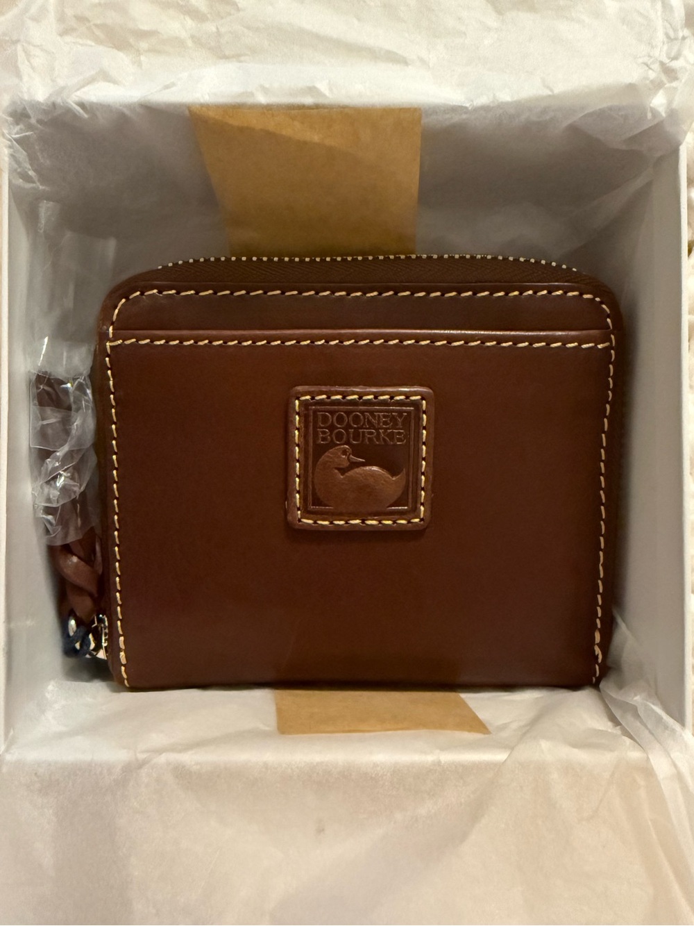 *NEW*  Dooney & Bourke Brown Florentine Leather Small Zip Wallet, - Picture 7 of 16